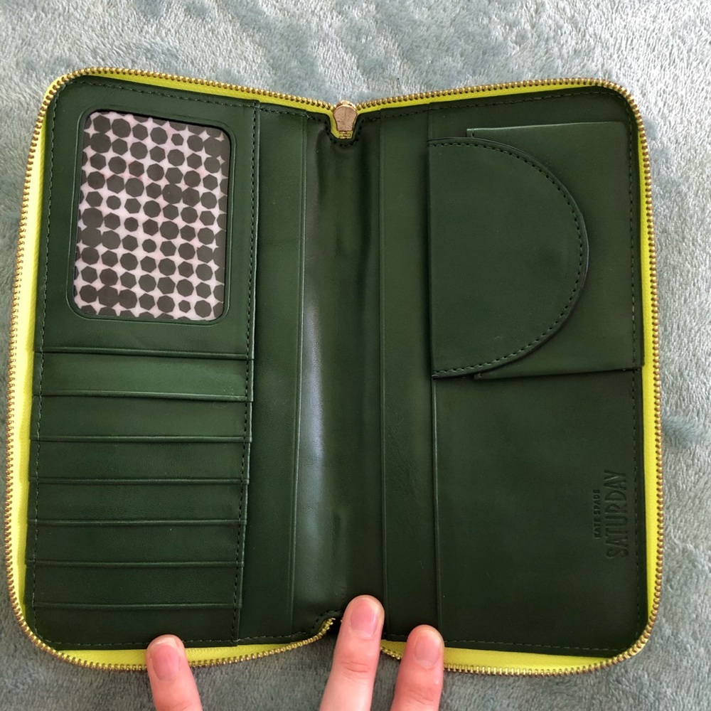 Kate Spade Wallet - Picture 5 of 7